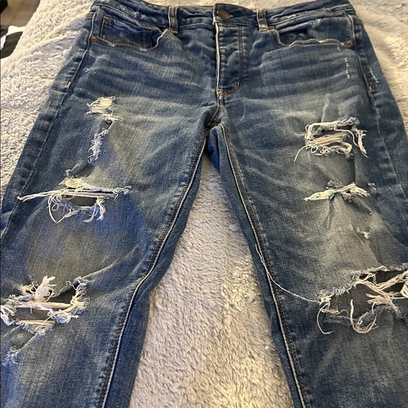 American Eagle Outfitters Blue Distressed Boyfriend Jeans - Picture 2 of 8